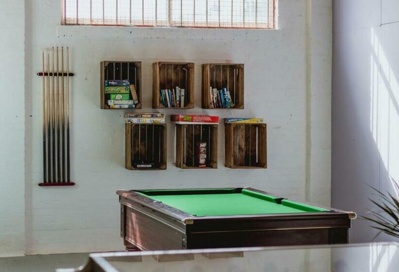 فندق صغير Towed Town Camping