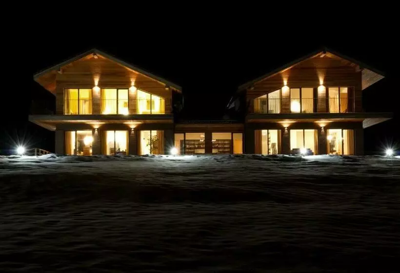 Ami Residence