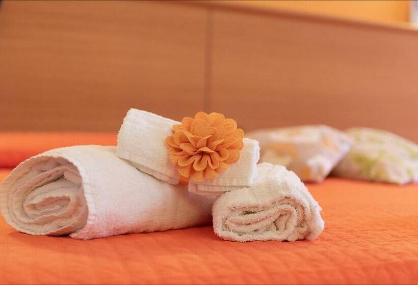 ベッドアンドブレックファースト Accussì