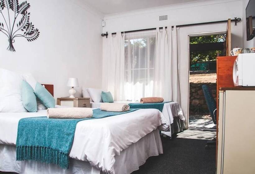 تختخواب و صبحانه Ferndale Lodge