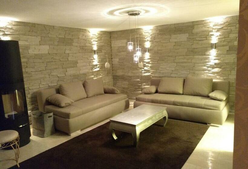 Пансион Ferienapartment Tuntenhausen