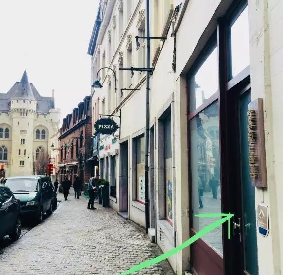 پانسیون L Atelier De Hugo