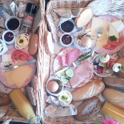 ベッドアンドブレックファースト Boerderijkamer Zwanebloem