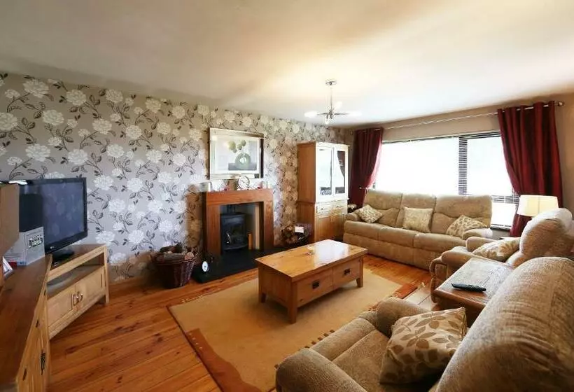 Aamiaismajoitus (B&B) Cloyfin B And B