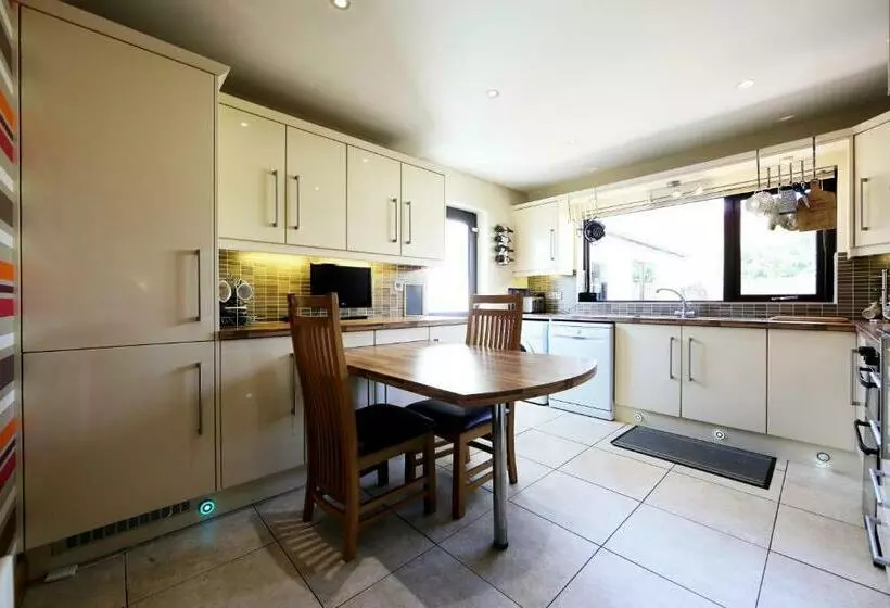 Aamiaismajoitus (B&B) Cloyfin B And B