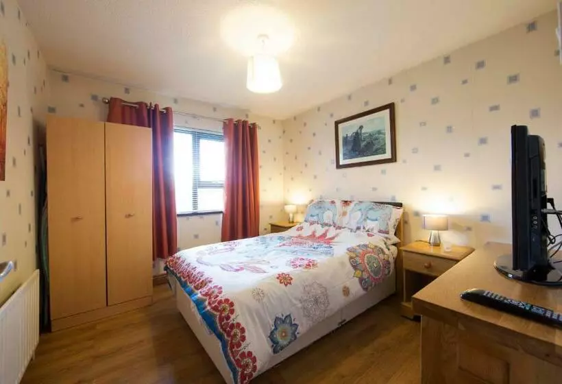 Aamiaismajoitus (B&B) Cloyfin B And B