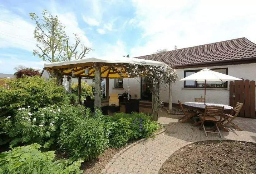 Aamiaismajoitus (B&B) Cloyfin B And B