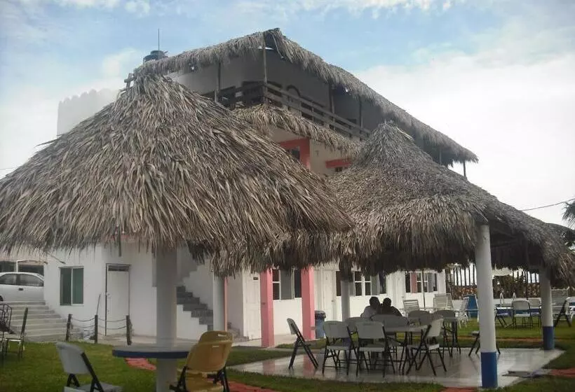 Hotelli Villas Del Rey