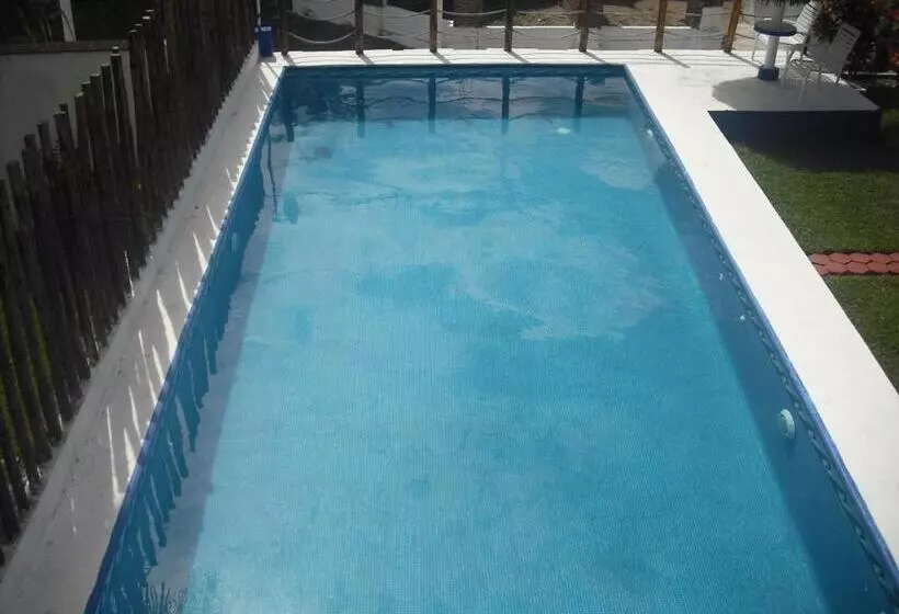 Hotelli Villas Del Rey