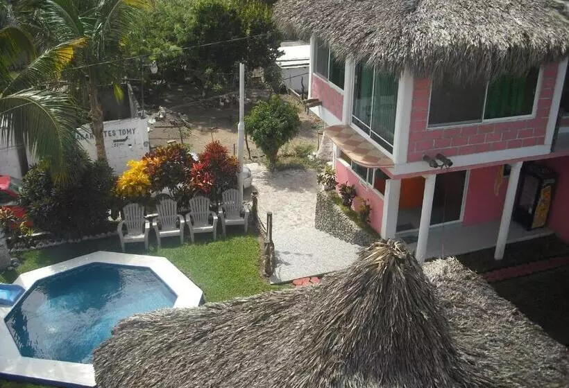 Hotelli Villas Del Rey