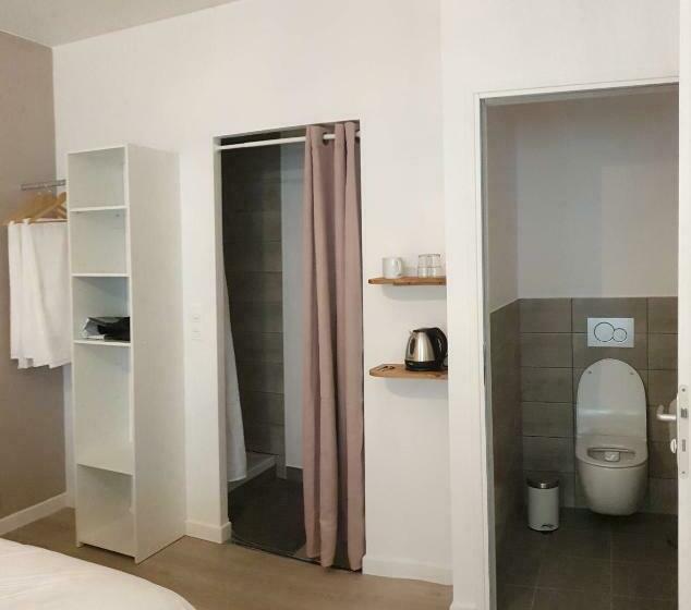 ペンション Chambres Privées Hyper Centre Epernay Lit 160x200cm