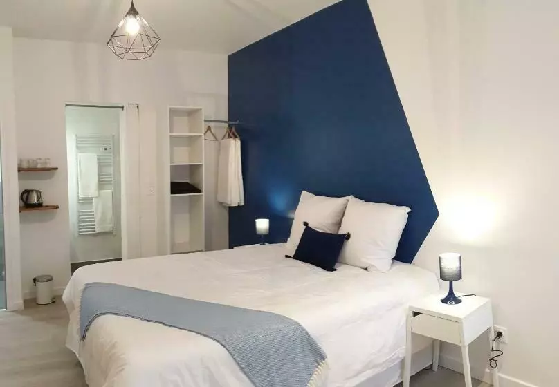 ペンション Chambres Privées Hyper Centre Epernay Lit 160x200cm