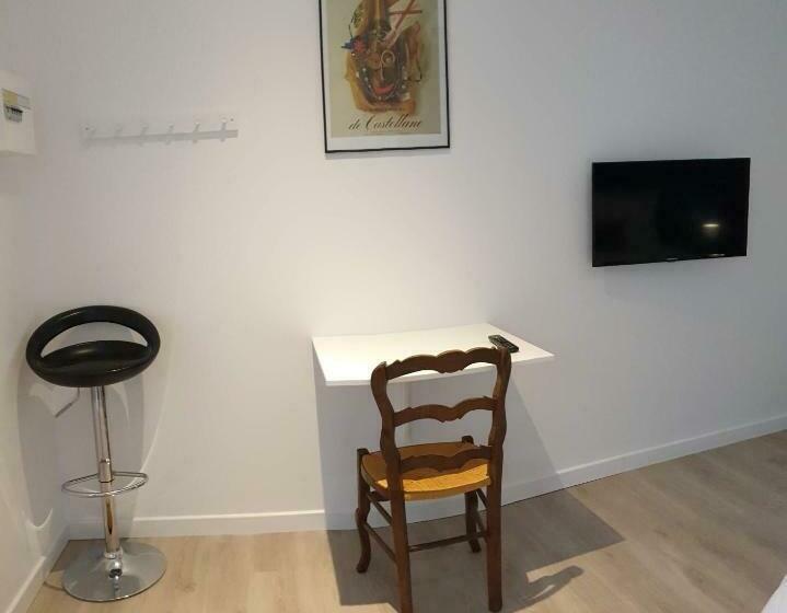 ペンション Chambres Privées Hyper Centre Epernay Lit 160x200cm