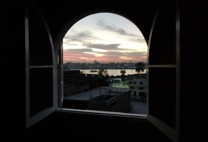 پانسیون Comfy Apartments In Harmony House Nile View