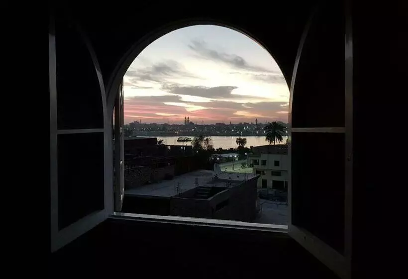 پانسیون Comfy Apartments In Harmony House   Nile View