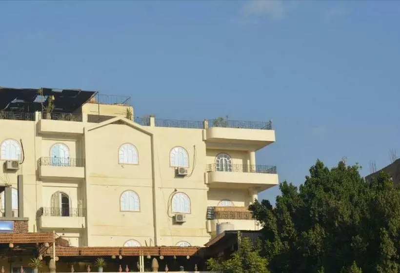 پانسیون Comfy Apartments In Harmony House   Nile View