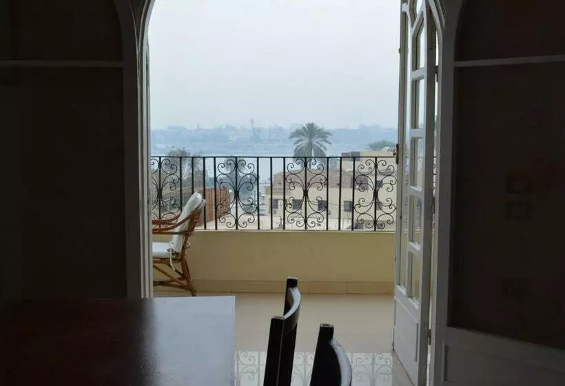 پانسیون Comfy Apartments In Harmony House   Nile View