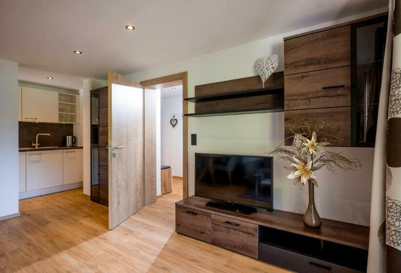 بنسيون Haus Panorama