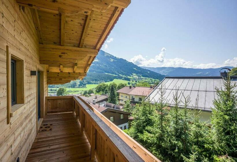 بنسيون Haus Panorama