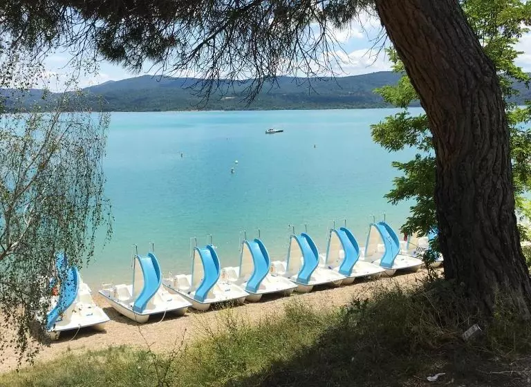 ベッドアンドブレックファースト L  Esmerand