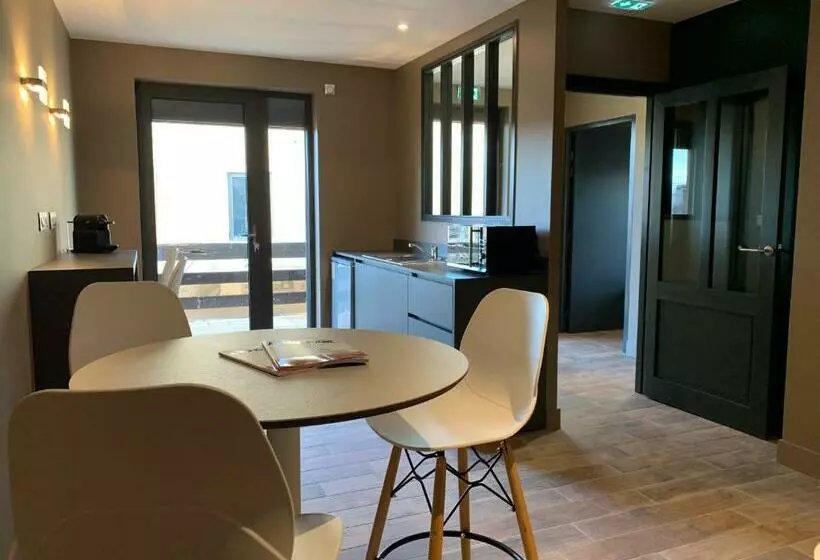 ベッドアンドブレックファースト La Maison Du Faisan Doré