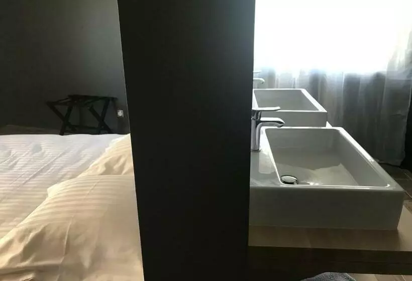 ベッドアンドブレックファースト La Maison Du Faisan Doré