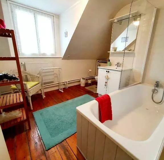 Aamiaismajoitus (B&B) Chambres Dhôtes Numéro One