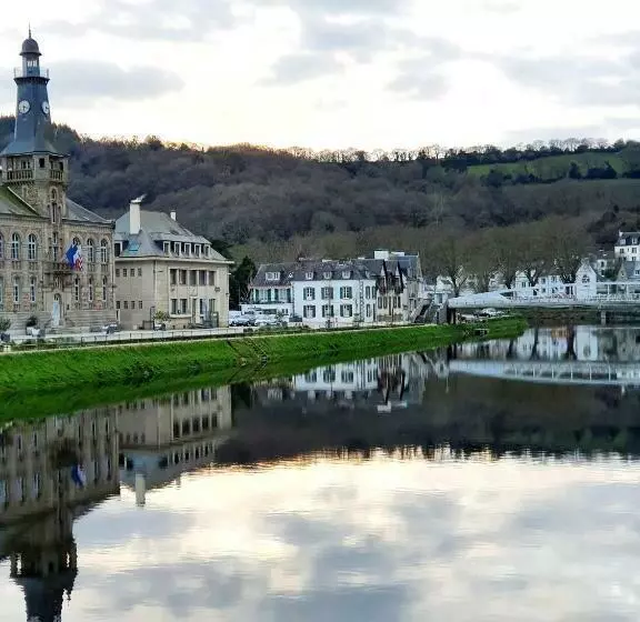 Aamiaismajoitus (B&B) Chambres Dhôtes Numéro One