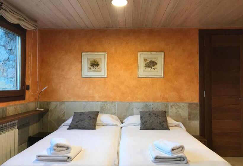 Bed and Breakfast Serrat Del Vent   Adults Only