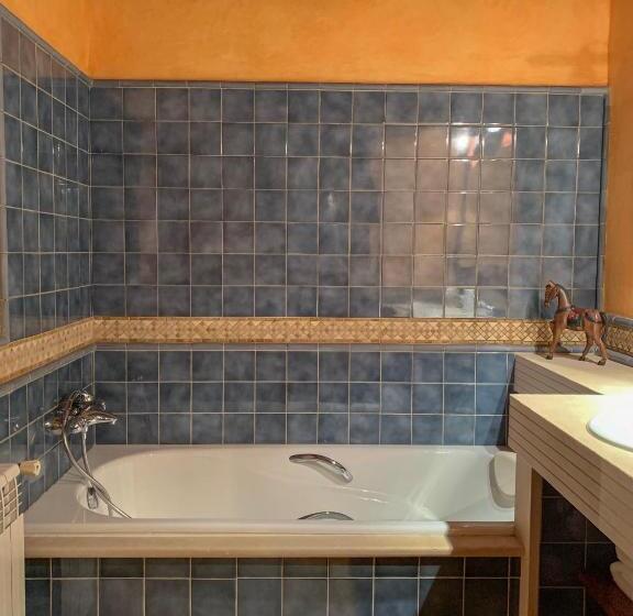 Bed and Breakfast Serrat Del Vent   Adults Only