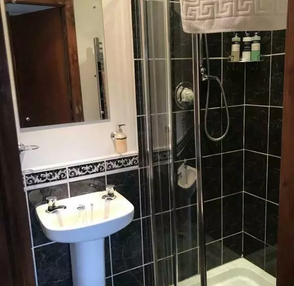 Aamiaismajoitus (B&B) The Woolly Rock