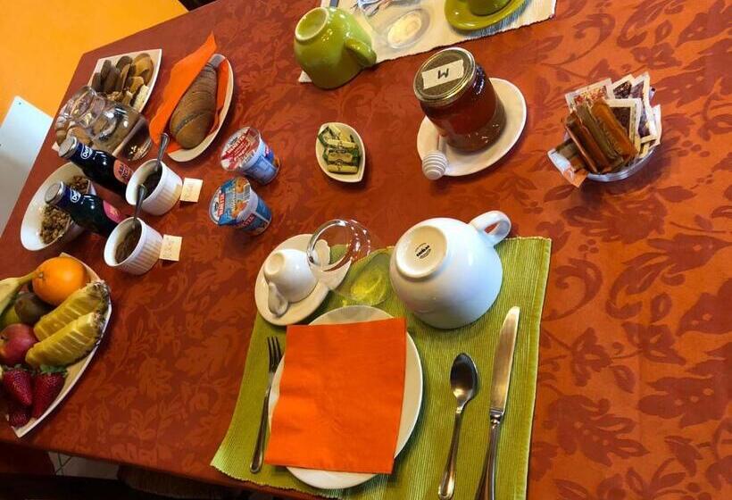 فندق Agriturismo La Preara