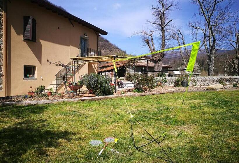 هتل Podere Groppini