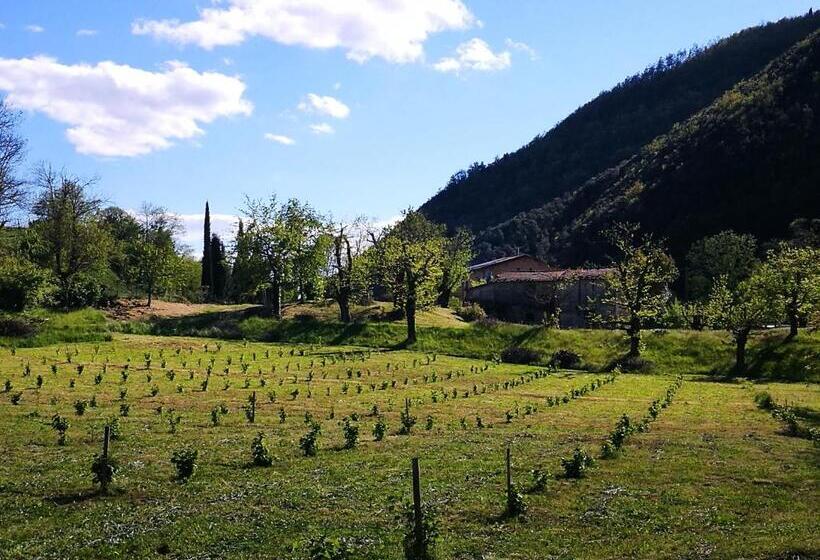 هتل Podere Groppini