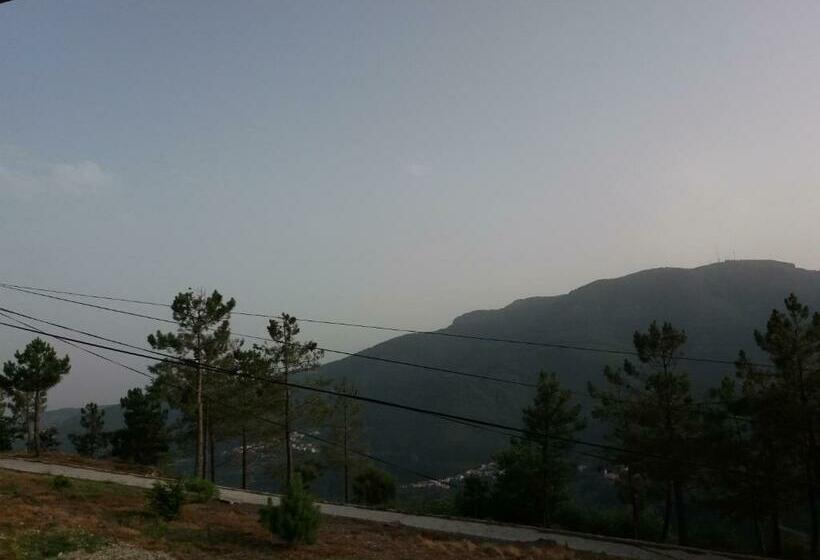 پانسیون Gite Cantinho Davo