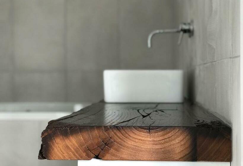 ペンション Zn Lodge