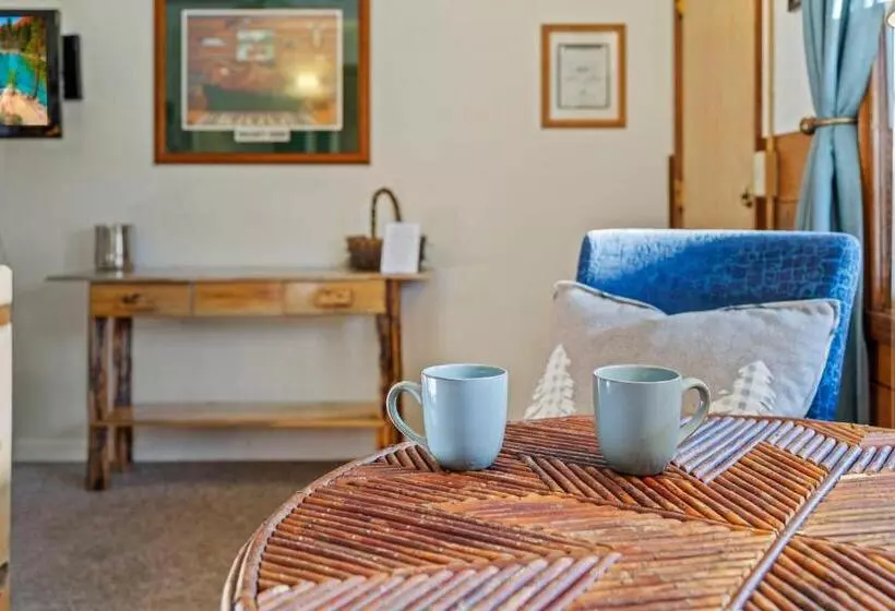 Retkeilymaja Mother Nature S Inn