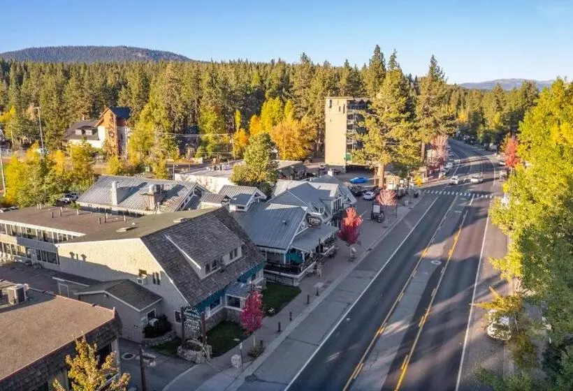 Retkeilymaja Mother Nature S Inn