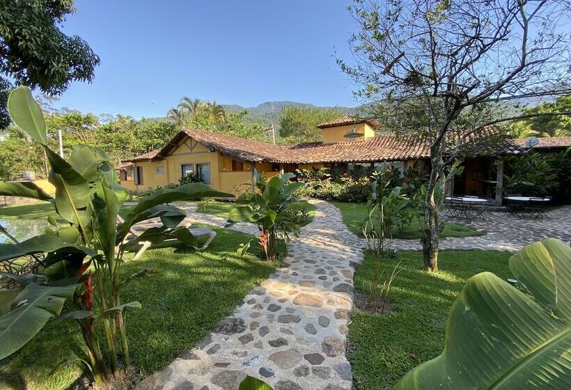 הוסטל Villa Galiileu Ilhabela