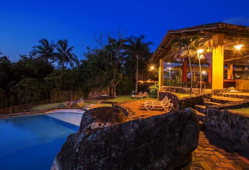 הוסטל Villa Galiileu Ilhabela