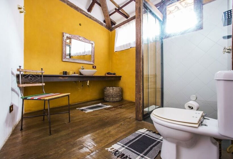 הוסטל Villa Galiileu Ilhabela