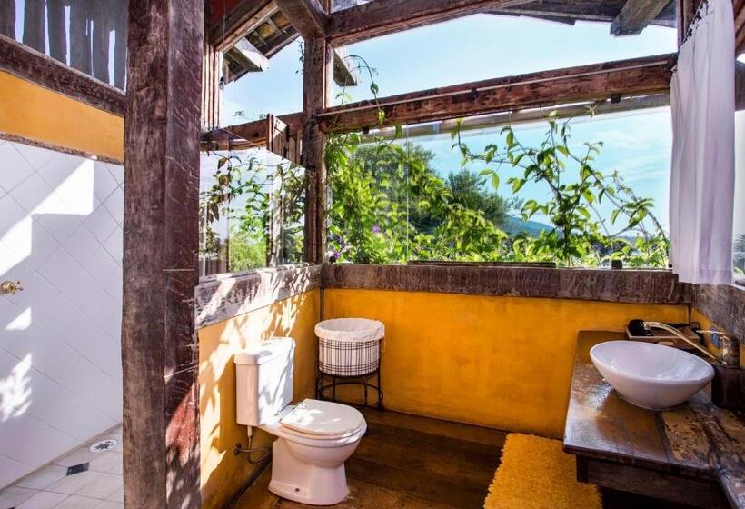 הוסטל Villa Galiileu Ilhabela