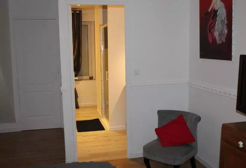 ベッドアンドブレックファースト Domaine La Garence