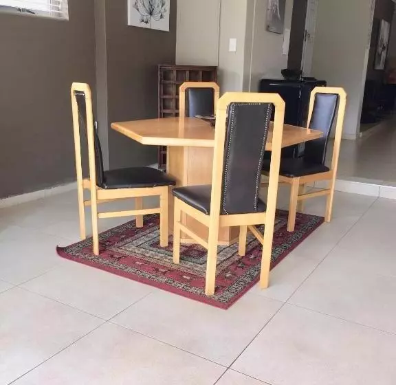 ペンション African Kingdom Guest House