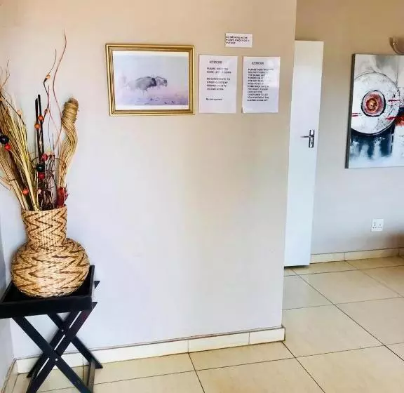 ペンション African Kingdom Guest House