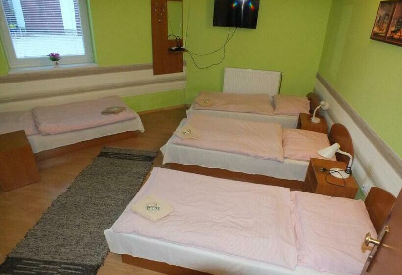 Пансион Fan Fan Penzión