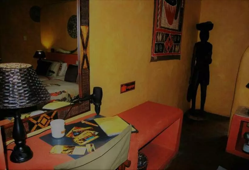 Majatalo Kwalucia Private Safari Retreat