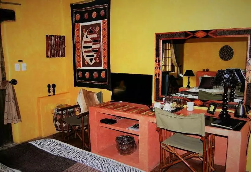 Majatalo Kwalucia Private Safari Retreat