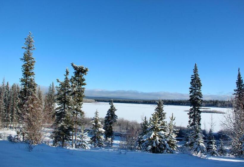 Resort Red Cariboo Apartments