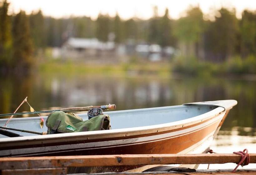 Resort Red Cariboo Apartments